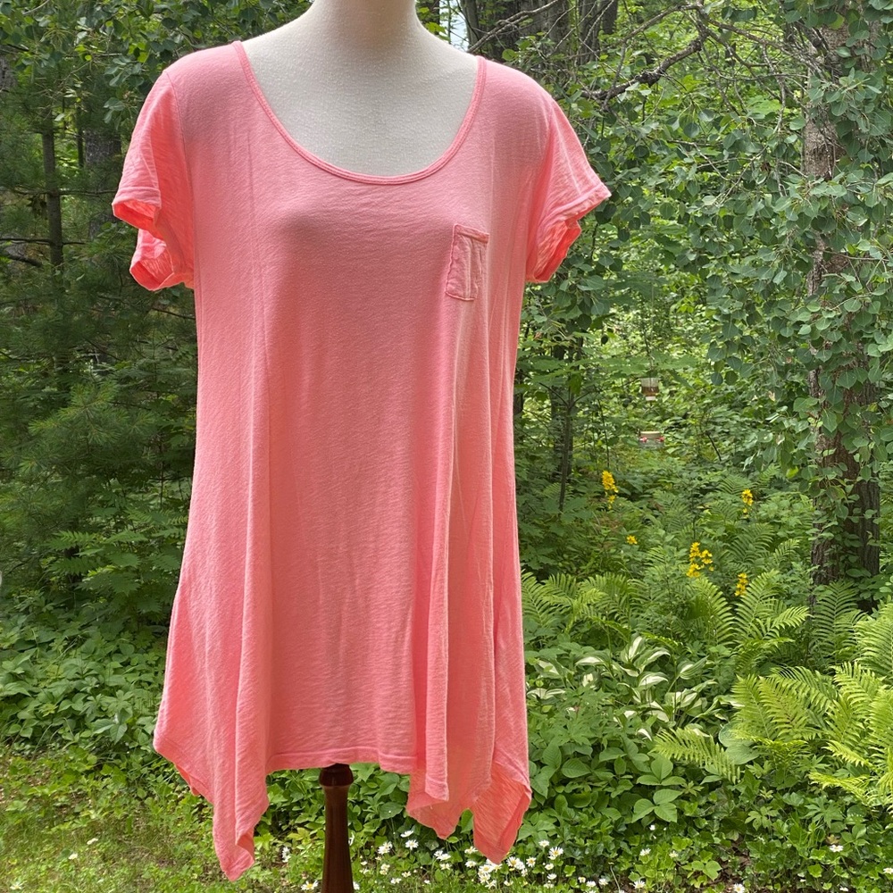 🍑 Fresh Produce waterfall tunic style t shirt.
